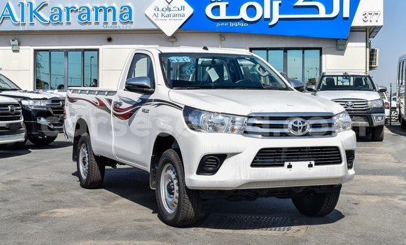 Acheter Import Voiture Toyota Hilux Blanc à Import - Dubai, East Mahé Acheter Import Voiture Toyota Hilux Blanc à Import - Dubai, East Mahé
