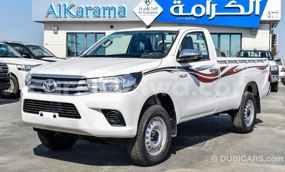Acheter Import Voiture Toyota Hilux Blanc à Import - Dubai, East Mahé Acheter Import Voiture Toyota Hilux Blanc à Import - Dubai, East Mahé