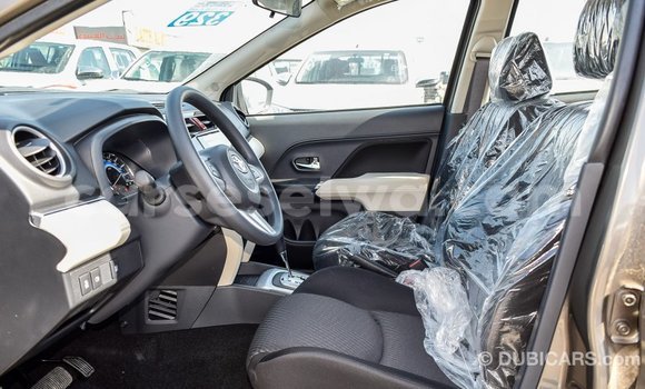 Acheter Import Voiture Toyota Rush Marron à Import - Dubai, East Mahé Acheter Import Voiture Toyota Rush Marron à Import - Dubai, East Mahé