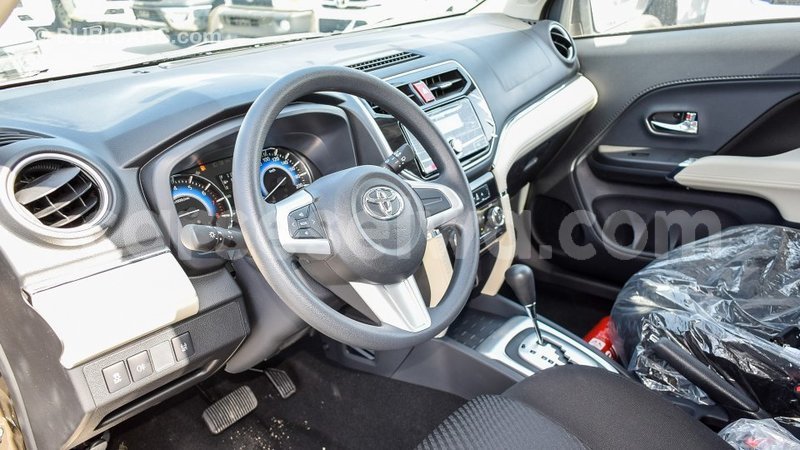 Big with watermark toyota rush east mah%c3%a9 import dubai 5418