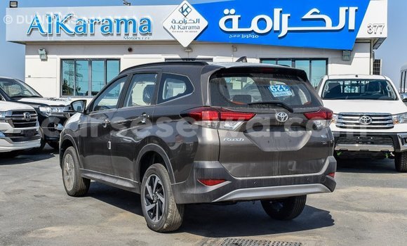 Acheter Import Voiture Toyota Rush Marron à Import - Dubai, East Mahé Acheter Import Voiture Toyota Rush Marron à Import - Dubai, East Mahé