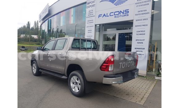 Buy Import Toyota Hilux Other Car in Import - Dubai in East Mahé Buy Import Toyota Hilux Other Car in Import - Dubai in East Mahé