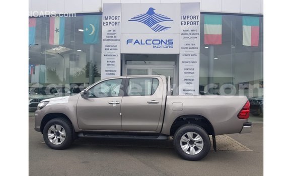 Buy Import Toyota Hilux Other Car in Import - Dubai in East Mahé Buy Import Toyota Hilux Other Car in Import - Dubai in East Mahé