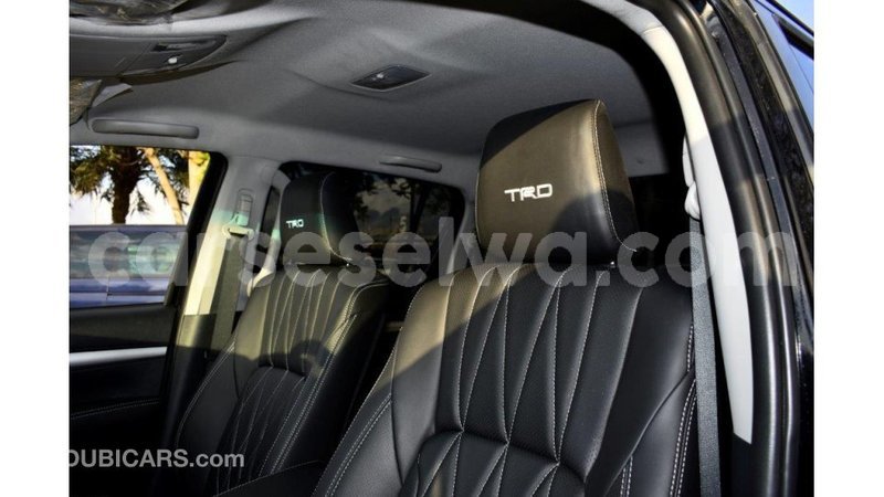 Big with watermark toyota hilux east mah%c3%a9 import dubai 5420