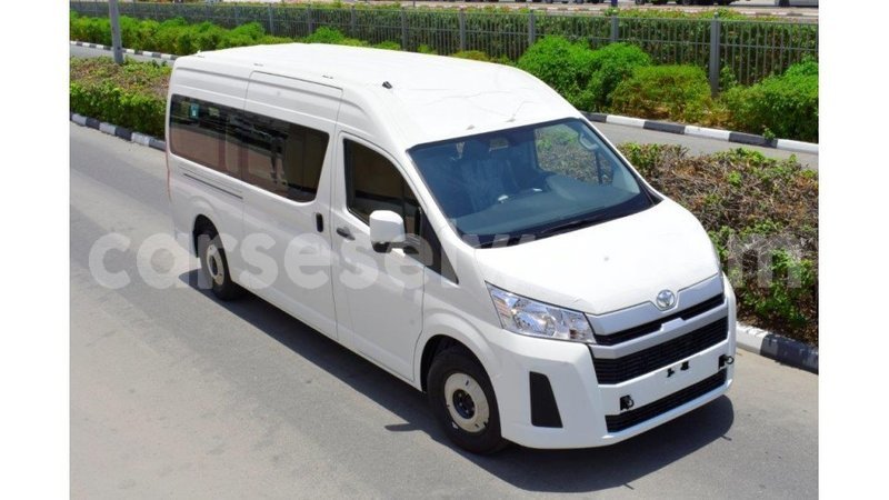 Big with watermark toyota hiace east mah%c3%a9 import dubai 5422