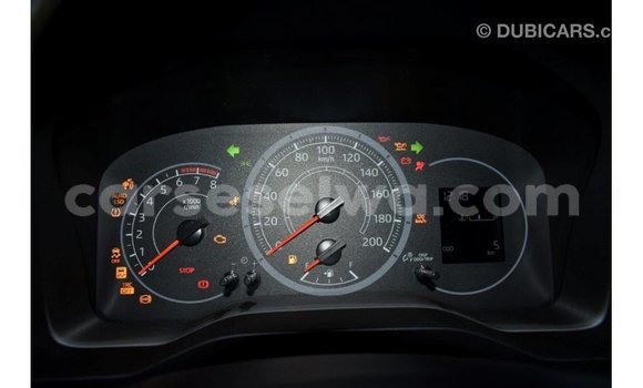 Buy Import Toyota Hiace White Car in Import - Dubai in East Mahé Buy Import Toyota Hiace White Car in Import - Dubai in East Mahé