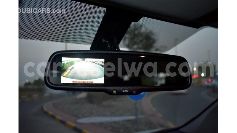 Big with watermark toyota hiace east mah%c3%a9 import dubai 5422