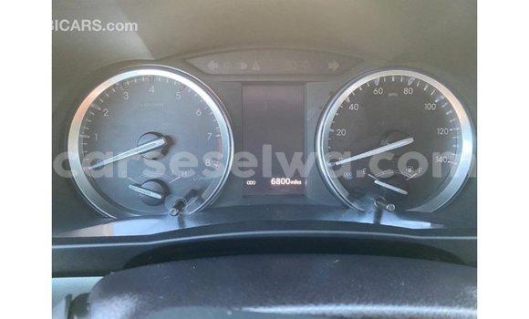 Acheter Import Voiture Toyota Highlander Blanc à Import - Dubai, East Mahé Acheter Import Voiture Toyota Highlander Blanc à Import - Dubai, East Mahé