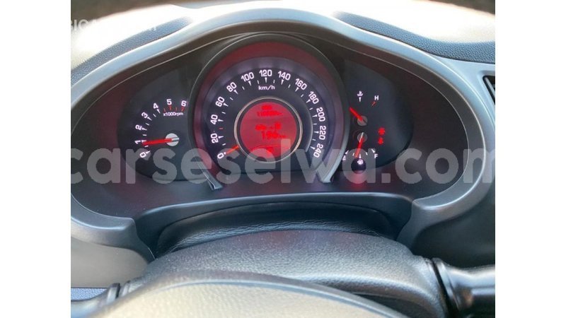 Big with watermark kia sportage east mah%c3%a9 import dubai 5433