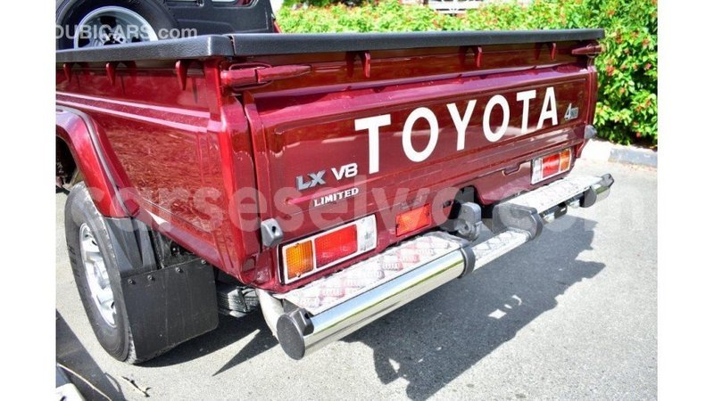 Big with watermark toyota land cruiser east mah%c3%a9 import dubai 5440