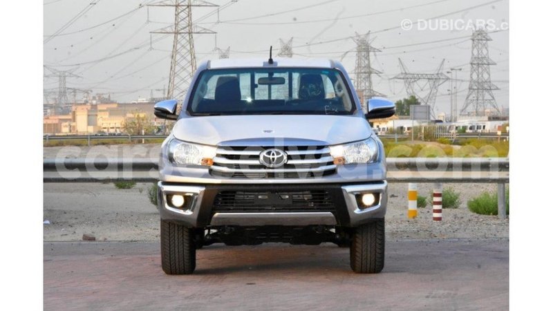 Big with watermark toyota hilux east mah%c3%a9 import dubai 5444