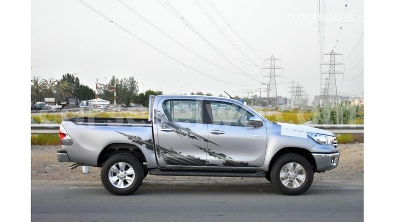 Big with watermark toyota hilux east mah%c3%a9 import dubai 5444