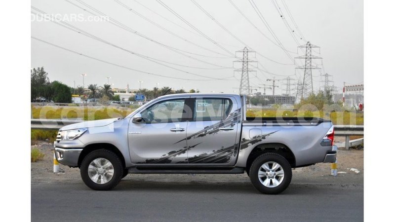 Big with watermark toyota hilux east mah%c3%a9 import dubai 5444