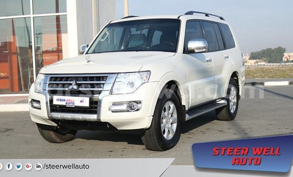 Buy Import Mitsubishi Pajero White Car in Import - Dubai in East Mahé Buy Import Mitsubishi Pajero White Car in Import - Dubai in East Mahé