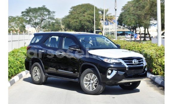 Buy Import Toyota Fortuner Black Car in Import - Dubai in East Mahé Buy Import Toyota Fortuner Black Car in Import - Dubai in East Mahé