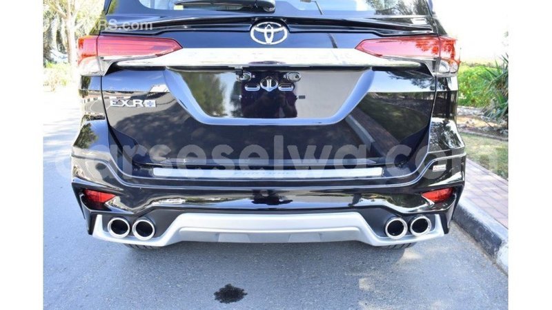Big with watermark toyota fortuner east mah%c3%a9 import dubai 5449