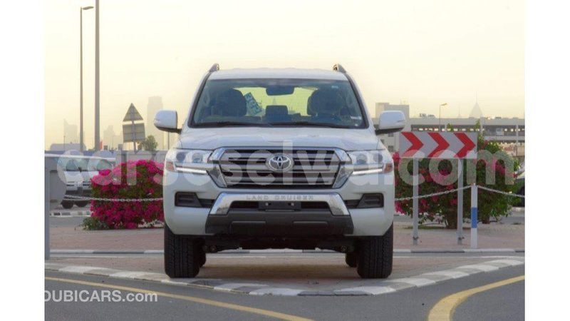 Big with watermark toyota land cruiser east mah%c3%a9 import dubai 5454