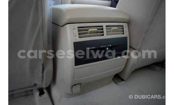 Buy Import Toyota Land Cruiser White Car in Import - Dubai in East Mahé Buy Import Toyota Land Cruiser White Car in Import - Dubai in East Mahé
