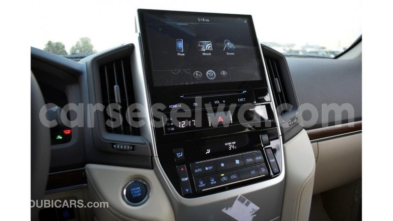 Big with watermark toyota land cruiser east mah%c3%a9 import dubai 5454