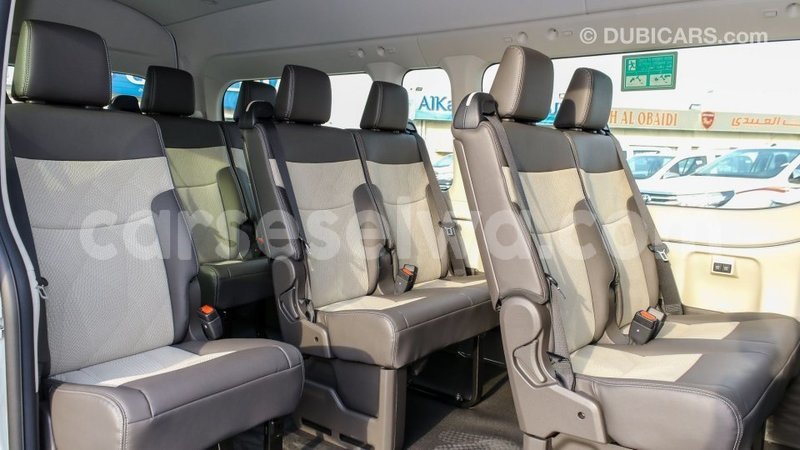 Big with watermark toyota hiace east mah%c3%a9 import dubai 5458