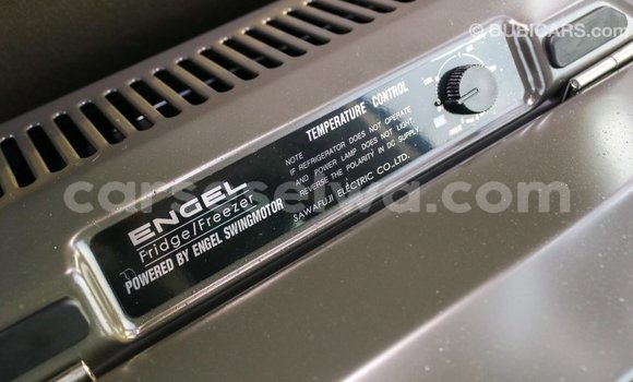 Acheter Import Voiture Toyota Coaster Blanc à Import - Dubai, East Mahé Acheter Import Voiture Toyota Coaster Blanc à Import - Dubai, East Mahé