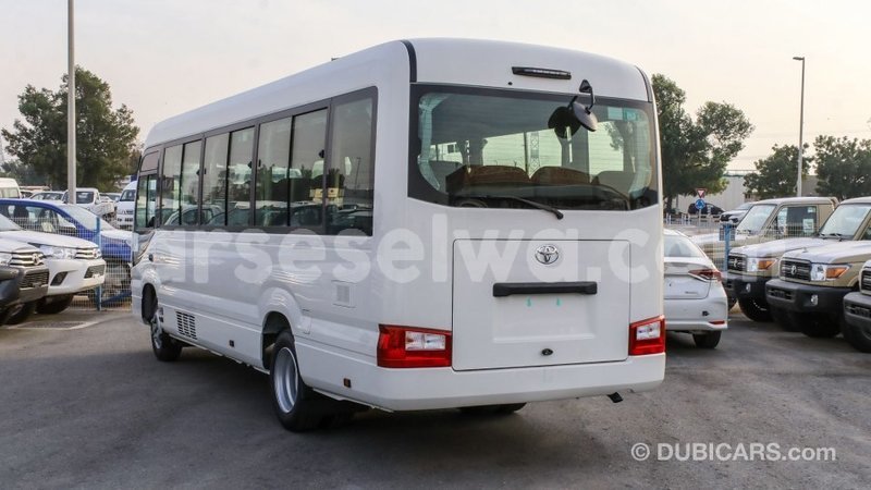 Big with watermark toyota coaster east mah%c3%a9 import dubai 5461