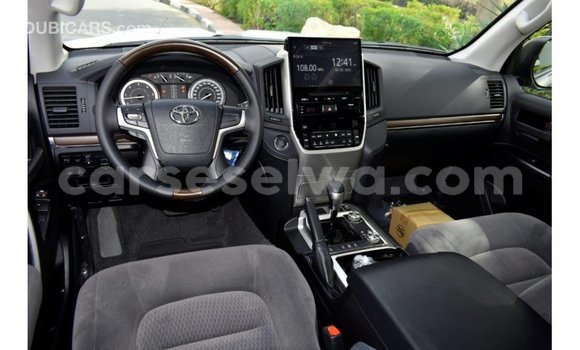 Buy Import Toyota Land Cruiser Black Car in Import - Dubai in East Mahé Buy Import Toyota Land Cruiser Black Car in Import - Dubai in East Mahé