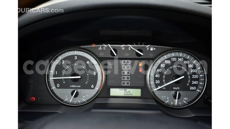 Big with watermark toyota land cruiser east mah%c3%a9 import dubai 5463