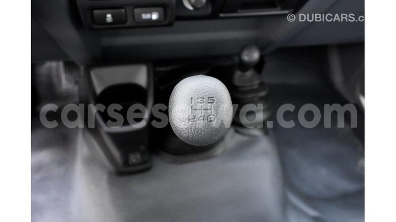 Big with watermark toyota land cruiser east mah%c3%a9 import dubai 5469