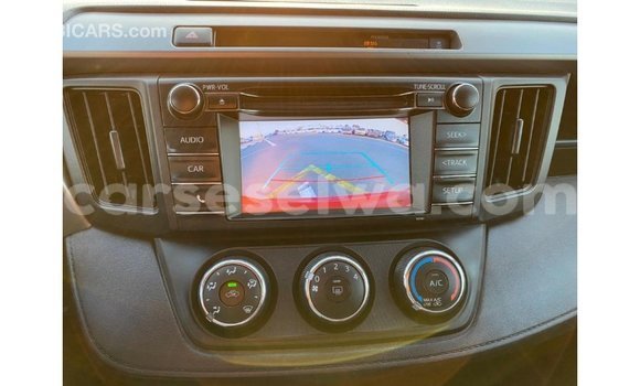 Acheter Import Utilitaire Toyota Ade Noir à Import - Dubai, East Mahé Acheter Import Utilitaire Toyota Ade Noir à Import - Dubai, East Mahé