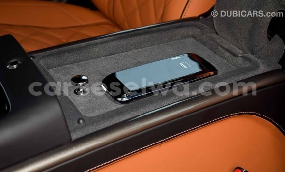 Acheter Import Voiture Lexus LX Noir à Import - Dubai, East Mahé Acheter Import Voiture Lexus LX Noir à Import - Dubai, East Mahé