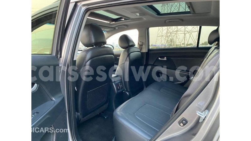 Big with watermark kia sportage east mah%c3%a9 import dubai 5503