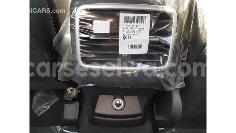 Big with watermark kia sportage east mah%c3%a9 import dubai 5517