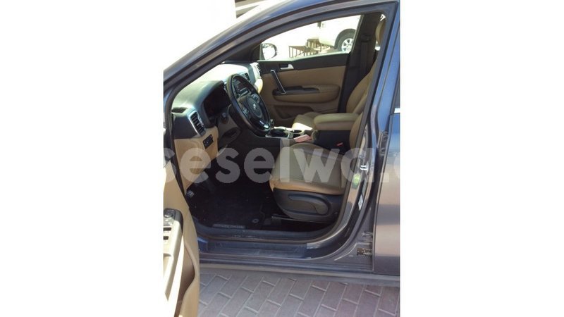 Big with watermark kia sportage east mah%c3%a9 import dubai 5556