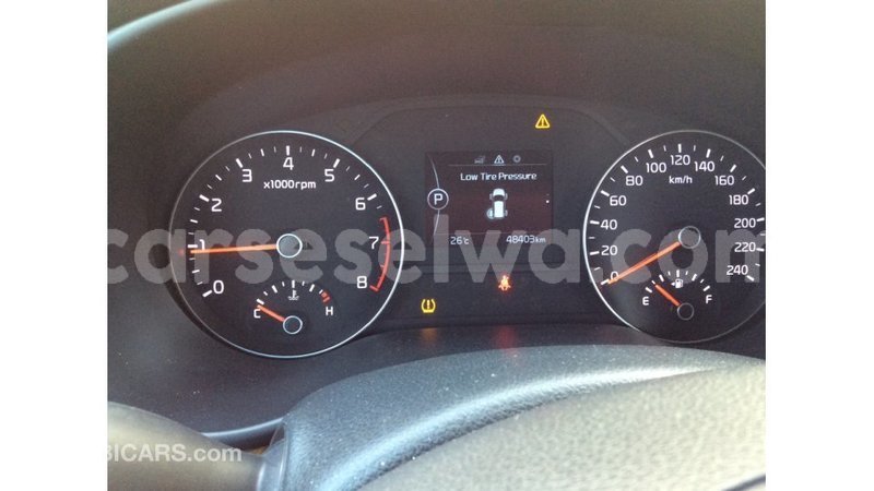 Big with watermark kia sportage east mah%c3%a9 import dubai 5556