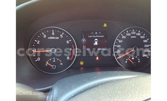 Acheter Import Voiture Kia Sportage Bleu à Import - Dubai, East Mahé Acheter Import Voiture Kia Sportage Bleu à Import - Dubai, East Mahé