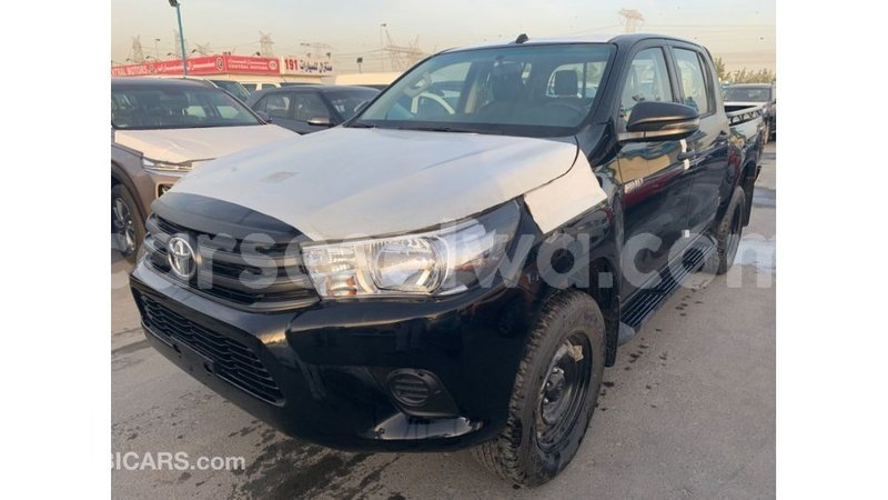 Big with watermark toyota hilux east mah%c3%a9 import dubai 5560