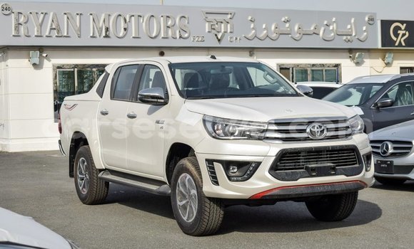 Buy Import Toyota Hilux White Car in Import - Dubai in East Mahé Buy Import Toyota Hilux White Car in Import - Dubai in East Mahé