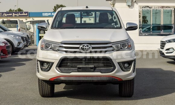Buy Import Toyota Hilux White Car in Import - Dubai in East Mahé Buy Import Toyota Hilux White Car in Import - Dubai in East Mahé