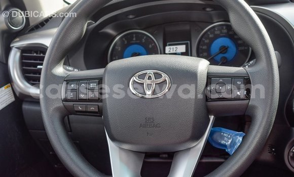 Buy Import Toyota Hilux White Car in Import - Dubai in East Mahé Buy Import Toyota Hilux White Car in Import - Dubai in East Mahé