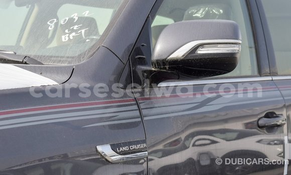Acheter Import Voiture Toyota Land Cruiser Autre à Import - Dubai, East Mahé Acheter Import Voiture Toyota Land Cruiser Autre à Import - Dubai, East Mahé