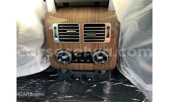 Acheter Import Voiture Land Rover Range Rover Noir à Import - Dubai, East Mahé Acheter Import Voiture Land Rover Range Rover Noir à Import - Dubai, East Mahé