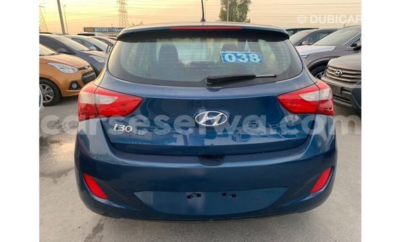 Acheter Import Voiture Hyundai i30 Bleu à Import - Dubai, East Mahé Acheter Import Voiture Hyundai i30 Bleu à Import - Dubai, East Mahé