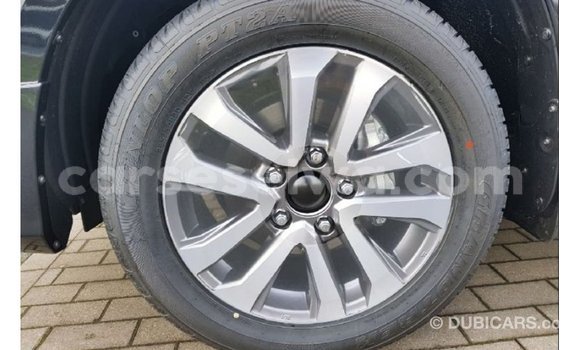 Acheter Import Voiture Toyota Land Cruiser Noir à Import - Dubai, East Mahé Acheter Import Voiture Toyota Land Cruiser Noir à Import - Dubai, East Mahé