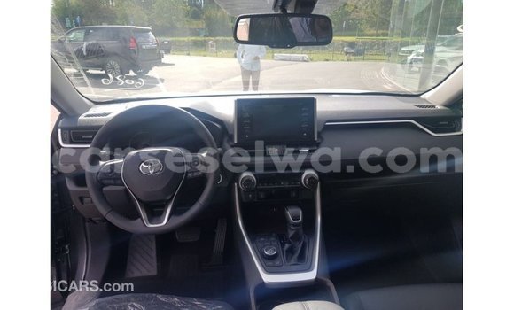 Buy Import Toyota Ade Other Truck in Import - Dubai in East Mahé Buy Import Toyota Ade Other Truck in Import - Dubai in East Mahé