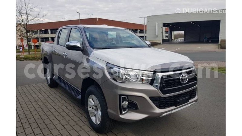 Big with watermark toyota hilux east mahe import dubai 5584