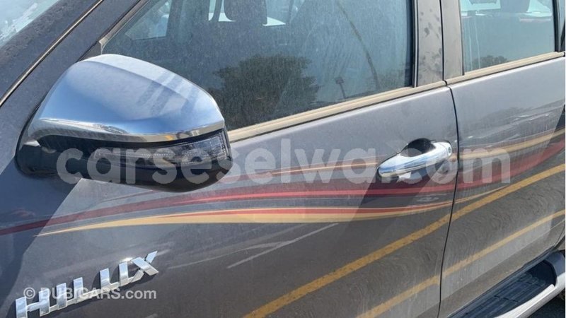 Big with watermark toyota hilux east mahe import dubai 5585