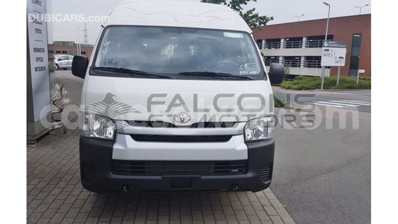 Big with watermark toyota hiace east mahe import dubai 5587