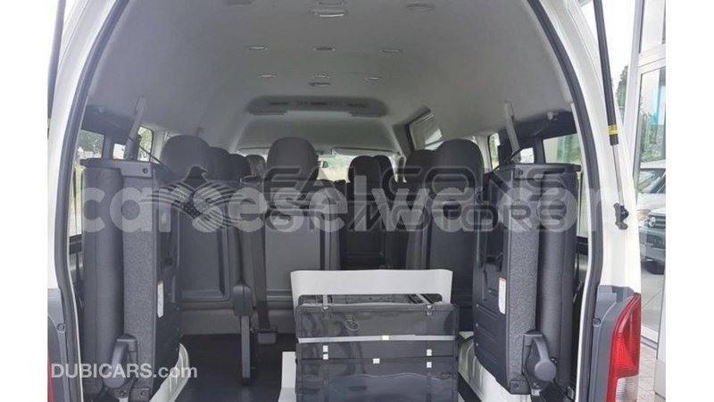 Big with watermark toyota hiace east mahe import dubai 5587