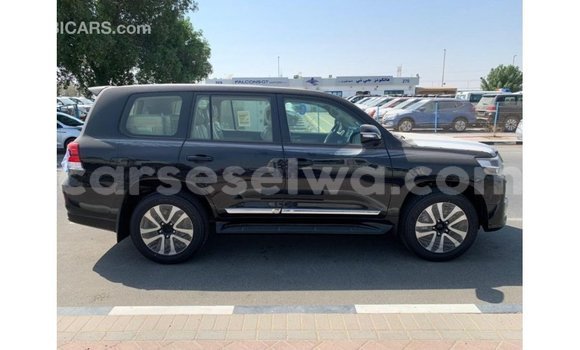 Buy Import Toyota Land Cruiser Black Car in Import - Dubai in East Mahé Buy Import Toyota Land Cruiser Black Car in Import - Dubai in East Mahé